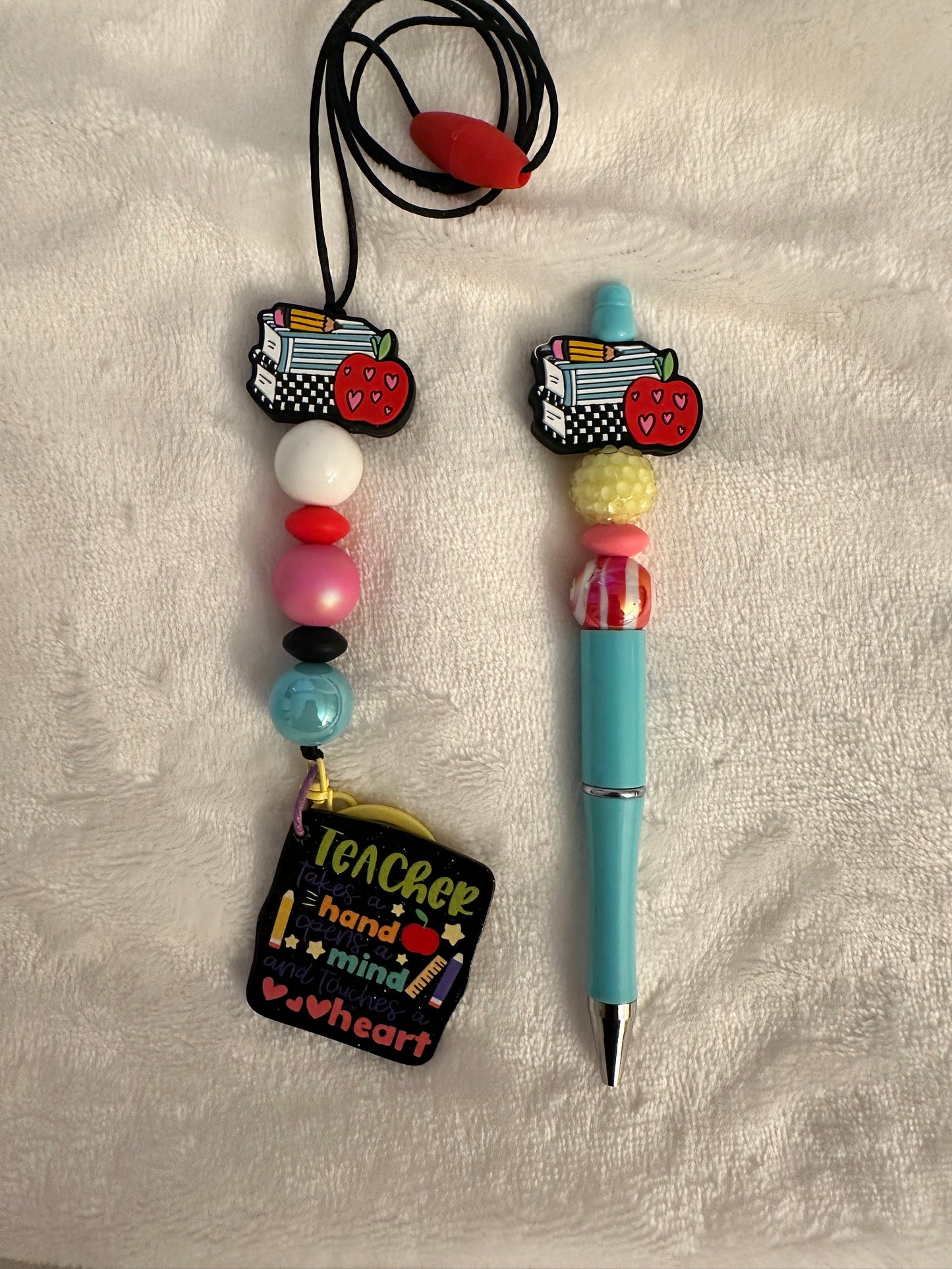 Retro books/apple lanyard & pen set